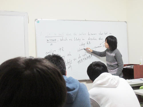 王老师关心学生