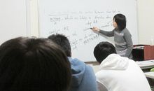 关心学生的王老师