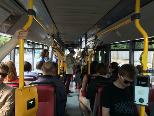 第一次坐公共汽车