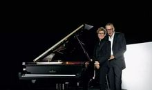 弹钢琴使我快乐