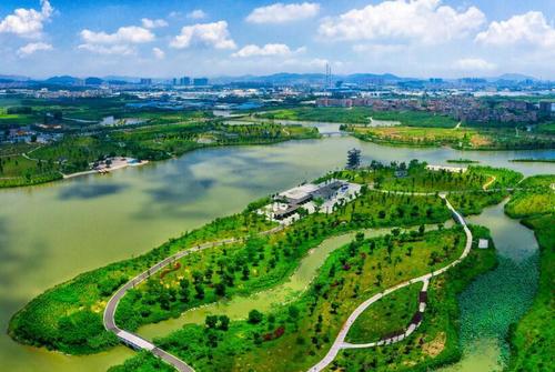 美丽的华阳湖