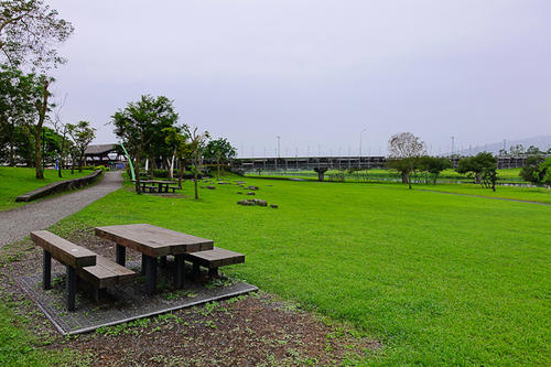 游览河滨公园