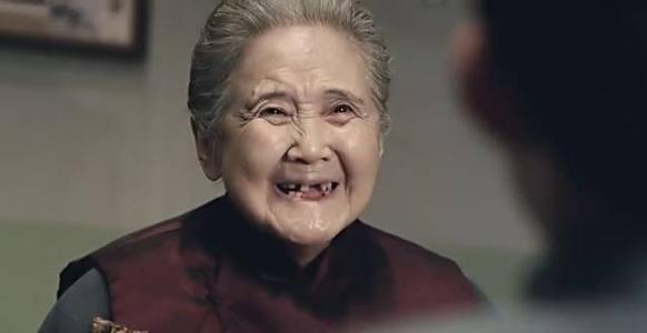 奶奶的“微”生活