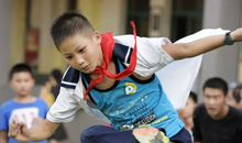 我们班的“跳高女将”