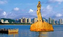 充满温暖的火车站