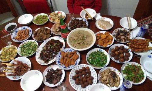撒谎，一顿美餐