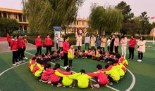 舞台上小小的我们