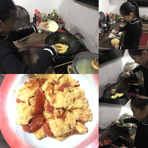 看着妈妈煮西红柿炒鸡蛋
