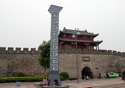 游览襄阳古城