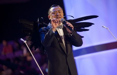 紧张的歌唱比赛