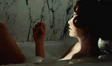 回首那一件往事