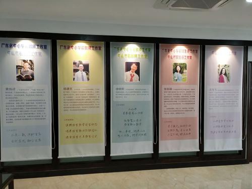标点符号少，知识丰富