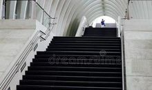 第一次独自走黑暗的楼道