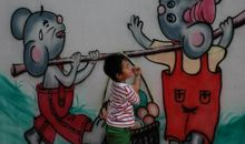 乐于助人的小象