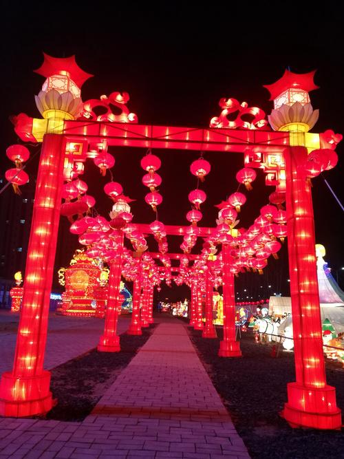 春节做灯笼