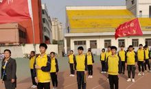 青春之路在自强者脚下延伸