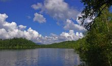 爬阿尔山赏天池