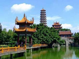 迷人的西湖公园