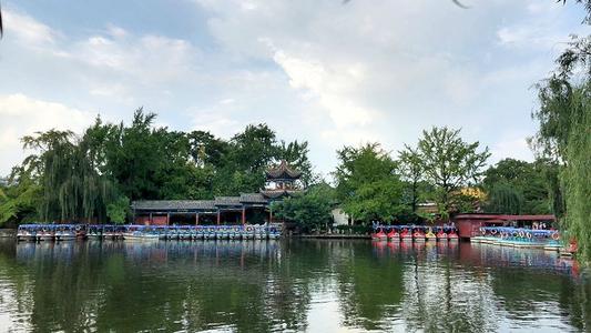 参观翠湖公园