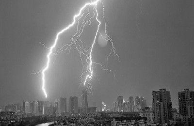 第一次遇到雷阵雨