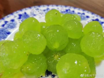 面对阳光，开心的心