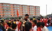 红领巾跳蚤市场