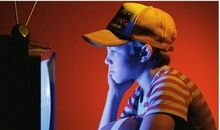 小学生应该少看电视