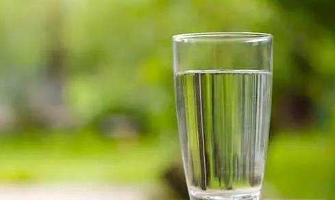 那杯水