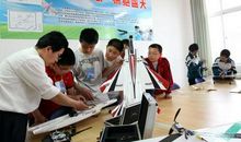 参加航模采访活动