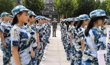 难忘那次站军姿