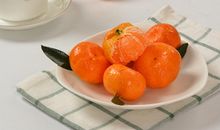 吃橘子看图写话