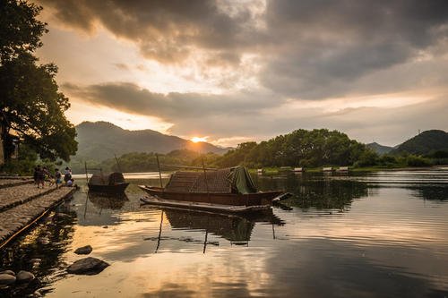 u河的美丽景色