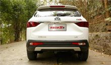 戴着千变面具的书