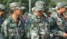 我们班的军事迷