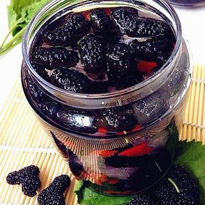 第一次吃桑berries