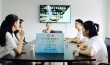 挥洒汗水的青春