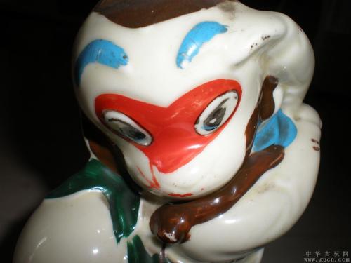 小猴子偷桃子