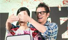 难忘的蒙眼作画