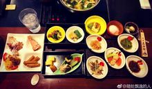 热闹非凡的早餐店