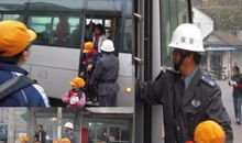 可敬的保安叔叔