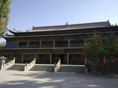 游览大佛寺