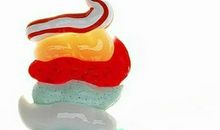 牙膏的“姿态”