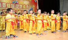 站到舞台上的那一刻