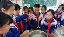 塑料瓶“吹”气球