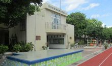 校园里的司令台