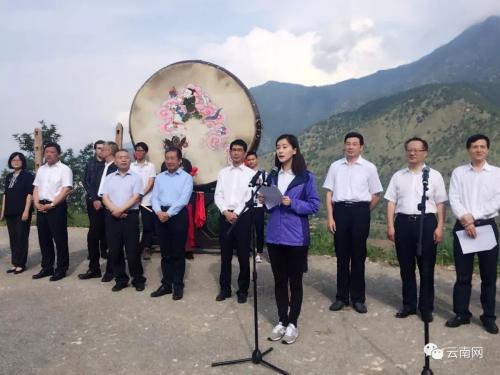 保护长江爱家乡人民