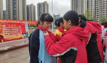 童心向党，牢记使命