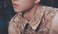 在雨中挺立的那一刻