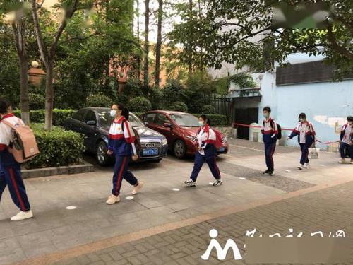 进入三年级