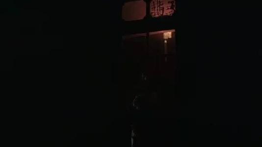 深夜在窗外